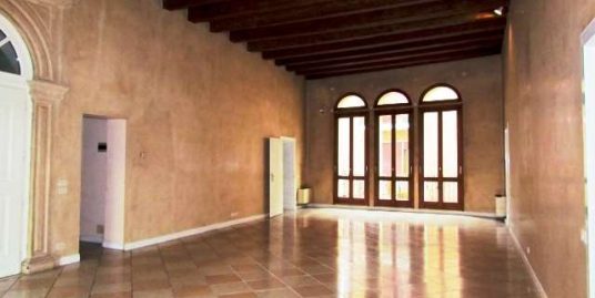 ID 1192 – PIAZZE: PIANO NOBILE SU DUE UNITA’