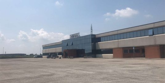 ID 1136 – VENEZIA – ROVIGO- CAPANNONE FRONTE STRADA S.S ROMEA